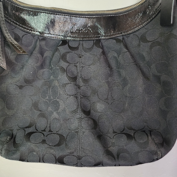 Vintage Coach Black Signature Canvas Shoulder Bag Purse - Picture 4 of 12